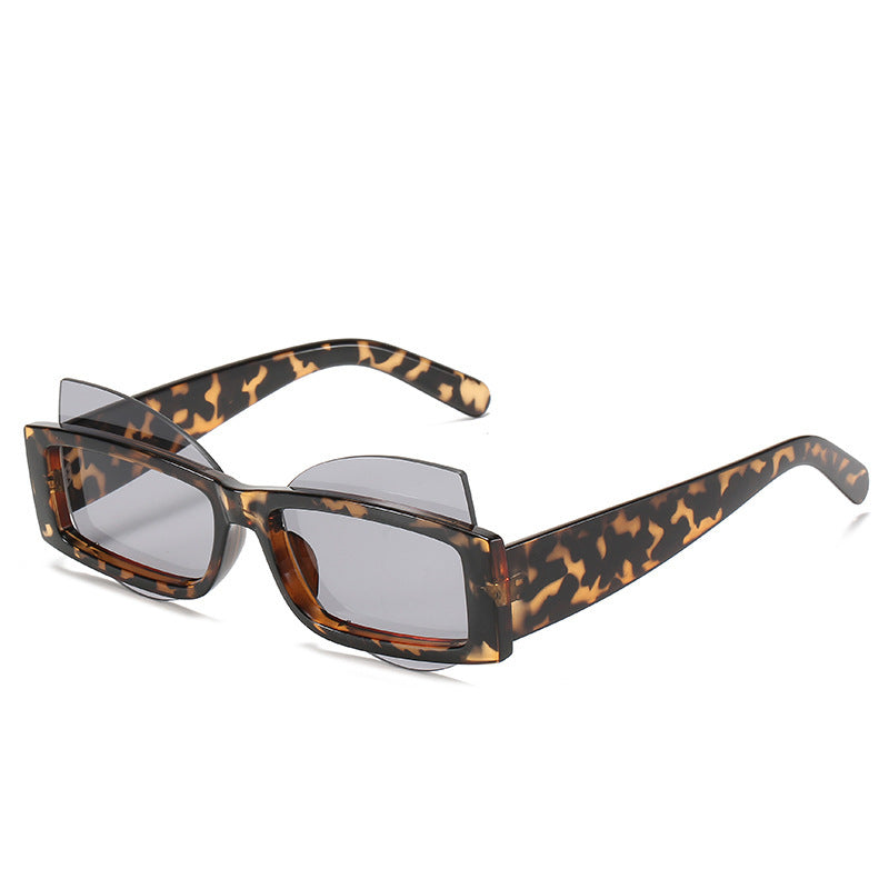 Glasses Fashion Cat Glasses PC Lens Carved Glasses Leopard frame gray piece The New