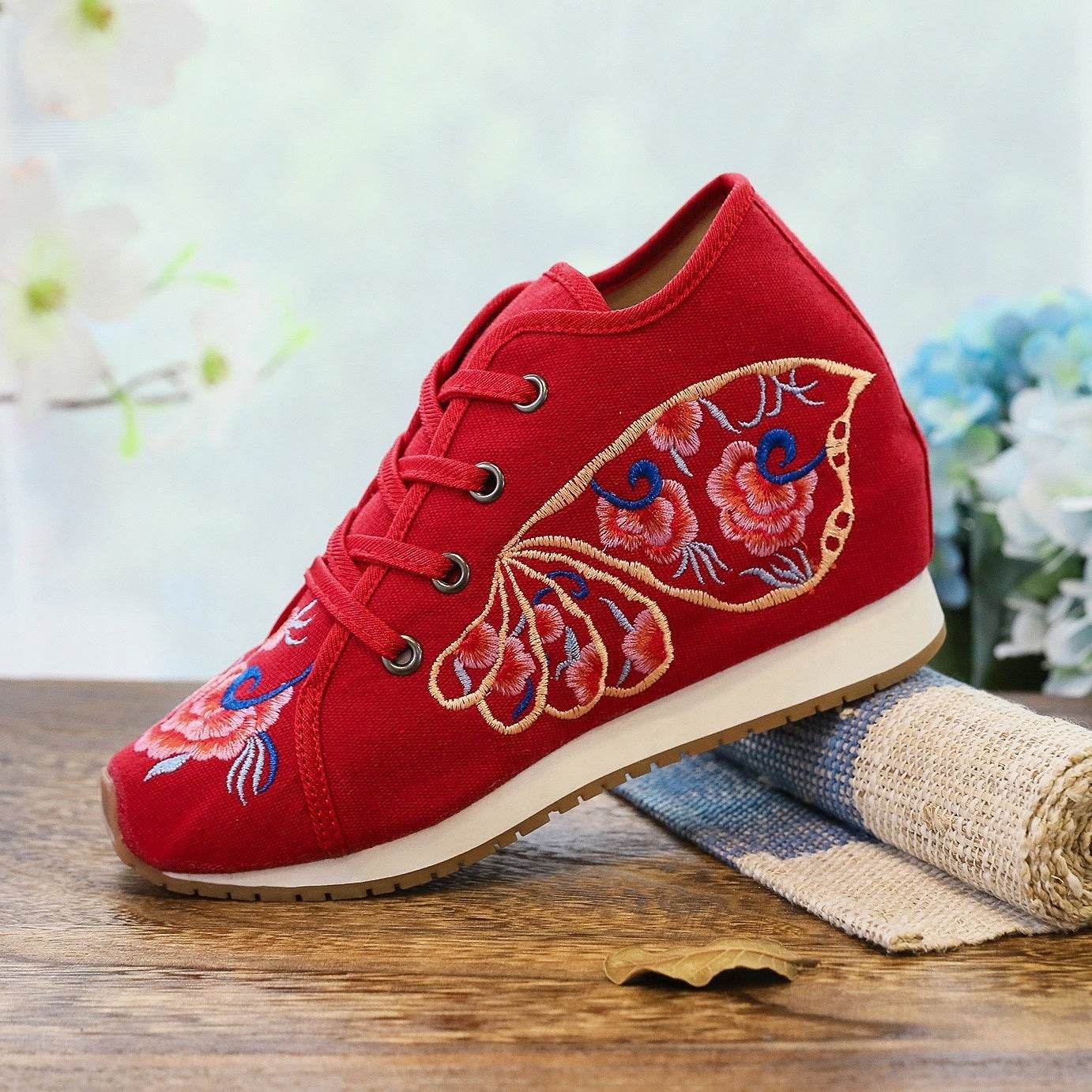 Travel Canvas Embroidered Sneaker Casual Fashion Cloth Shoes Ladies