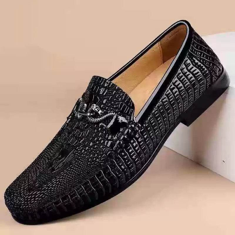 Slip-on Snake Pattern Embossed Leather Flat Driving Casual Leather Shoes Black