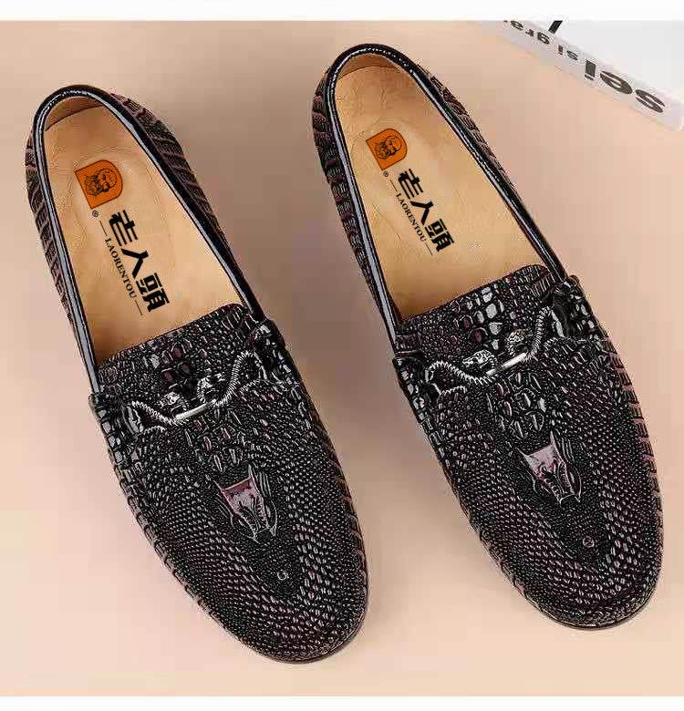 Slip-on Snake Pattern Embossed Leather Flat Driving Casual Leather Shoes