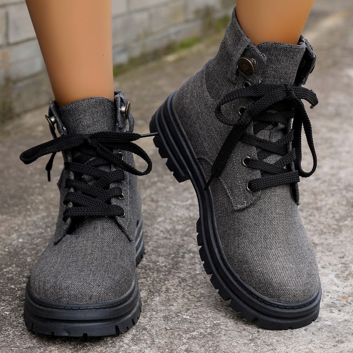Plus Size Platform Martin Boots Female Lace Up Casual Ankle Boots