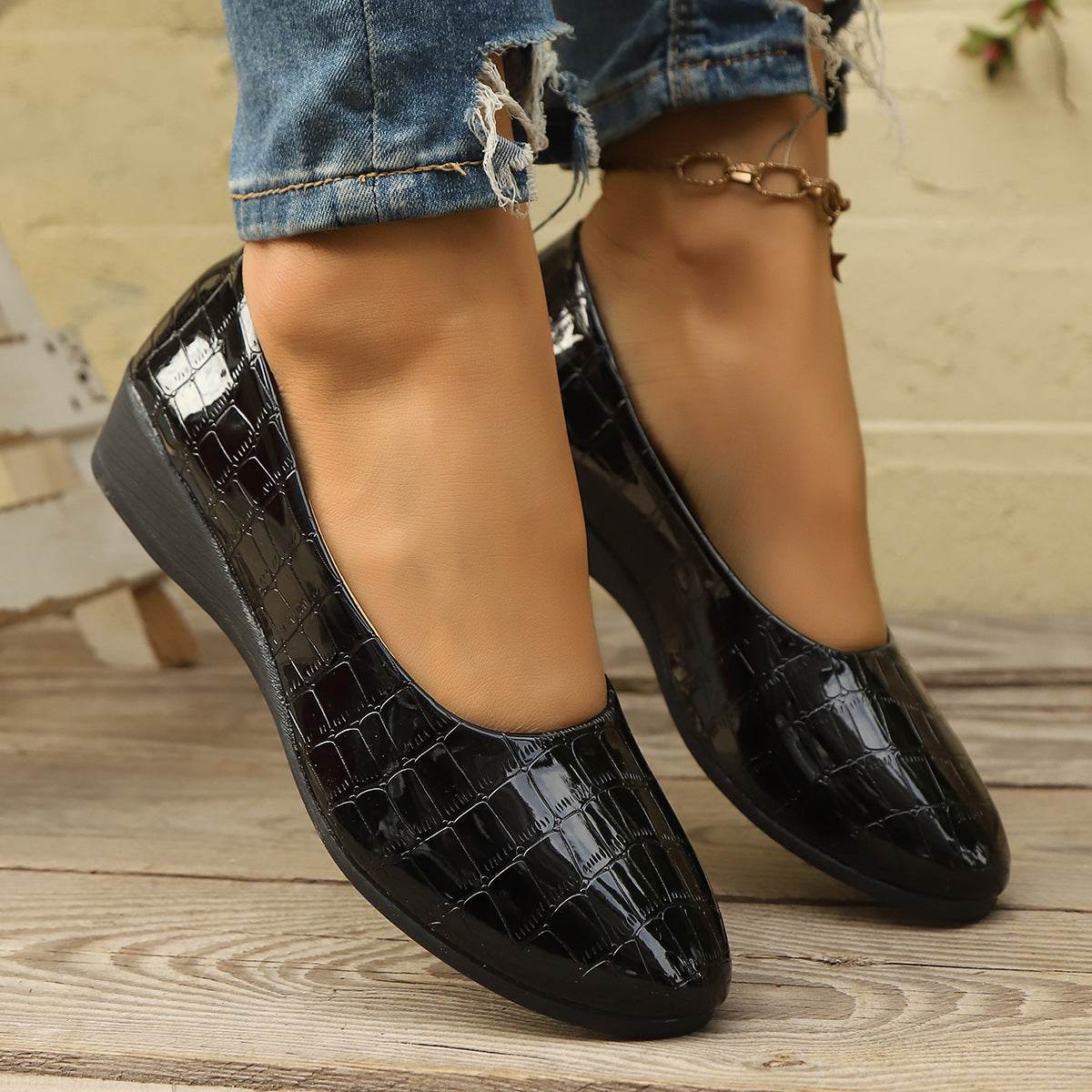 Women's Plus Size Shallow Mouth Solid Color Casual Flat Shoes Black