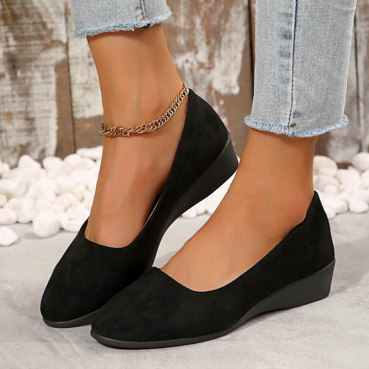 Women's Plus Size Shallow Mouth Solid Color Casual Flat Shoes Suede Black