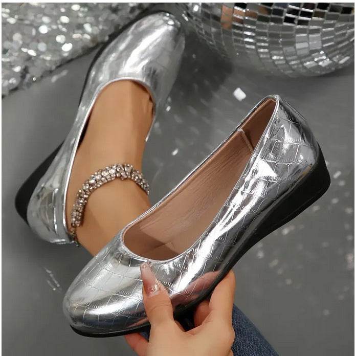 Women's Plus Size Shallow Mouth Solid Color Casual Flat Shoes