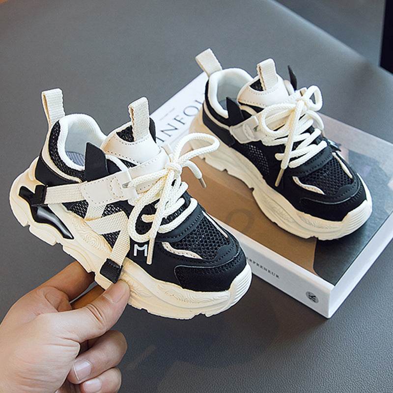 Boys' Fashion Simple Hollow Mesh Sneakers Black