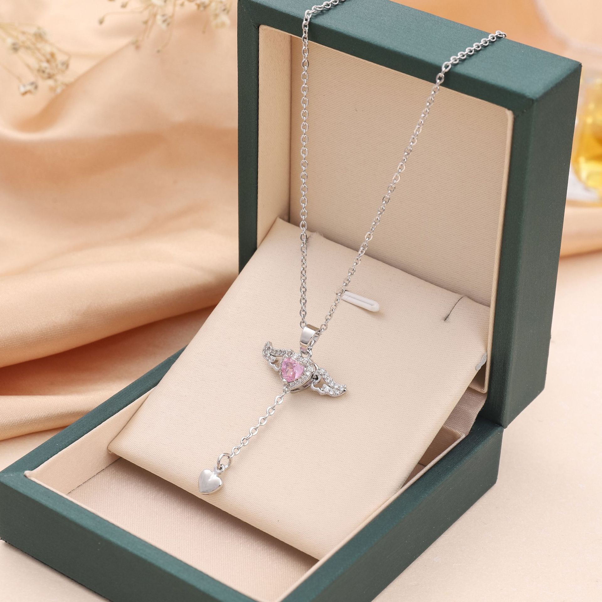 Moving Cupid Heart Angel Wings Tassel Necklace With Crystal Clavicle Chain Women Jewelry Gift Valentine's Day Silver