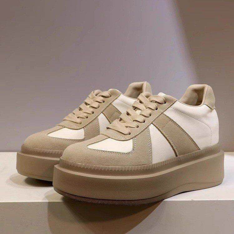 Small Women's Thick-soled Non-slip Sports Shoes Height Increasing Insole White